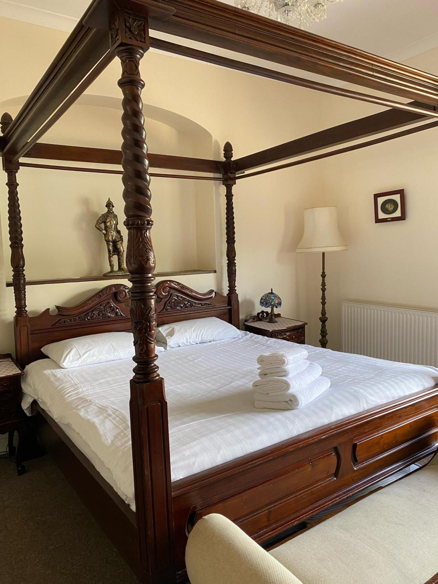 Royal Britannia Hotel Ilfracombe Esterno foto