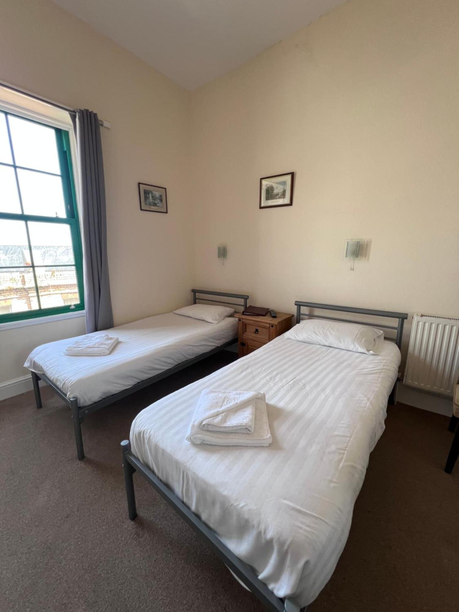 Royal Britannia Hotel Ilfracombe Esterno foto