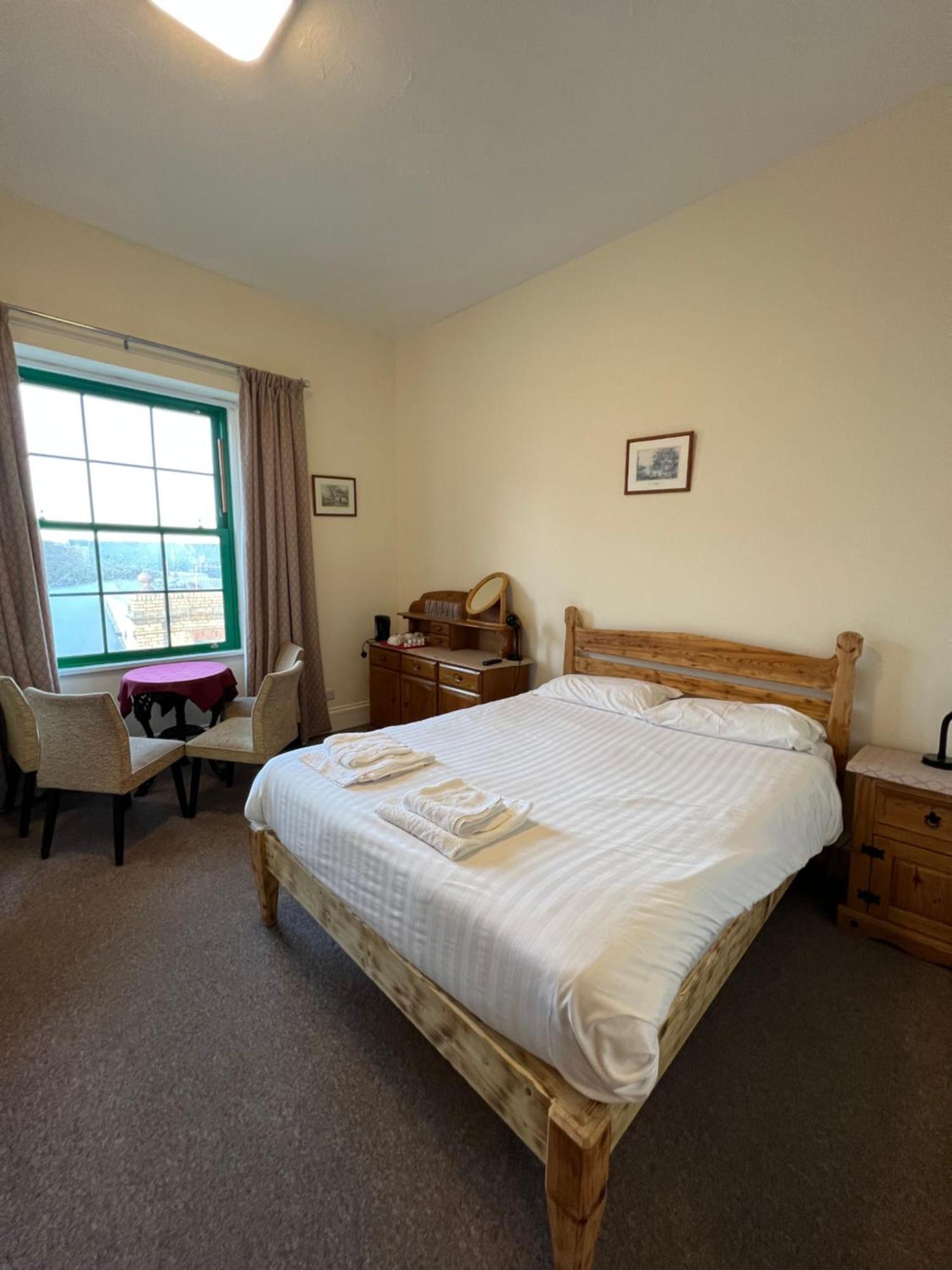 Royal Britannia Hotel Ilfracombe Esterno foto